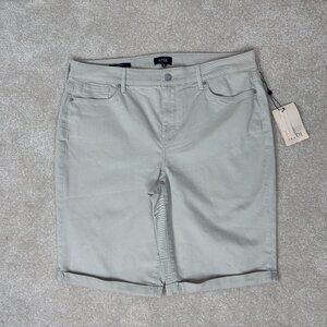 NYDJ Briella 11 Inch Denim Shorts with Roll Cuffs in Feather Light Tan Sz 16 NWT